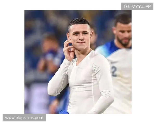 曼城球迷盛赞福登：天才少年闪耀赛场，未来可期